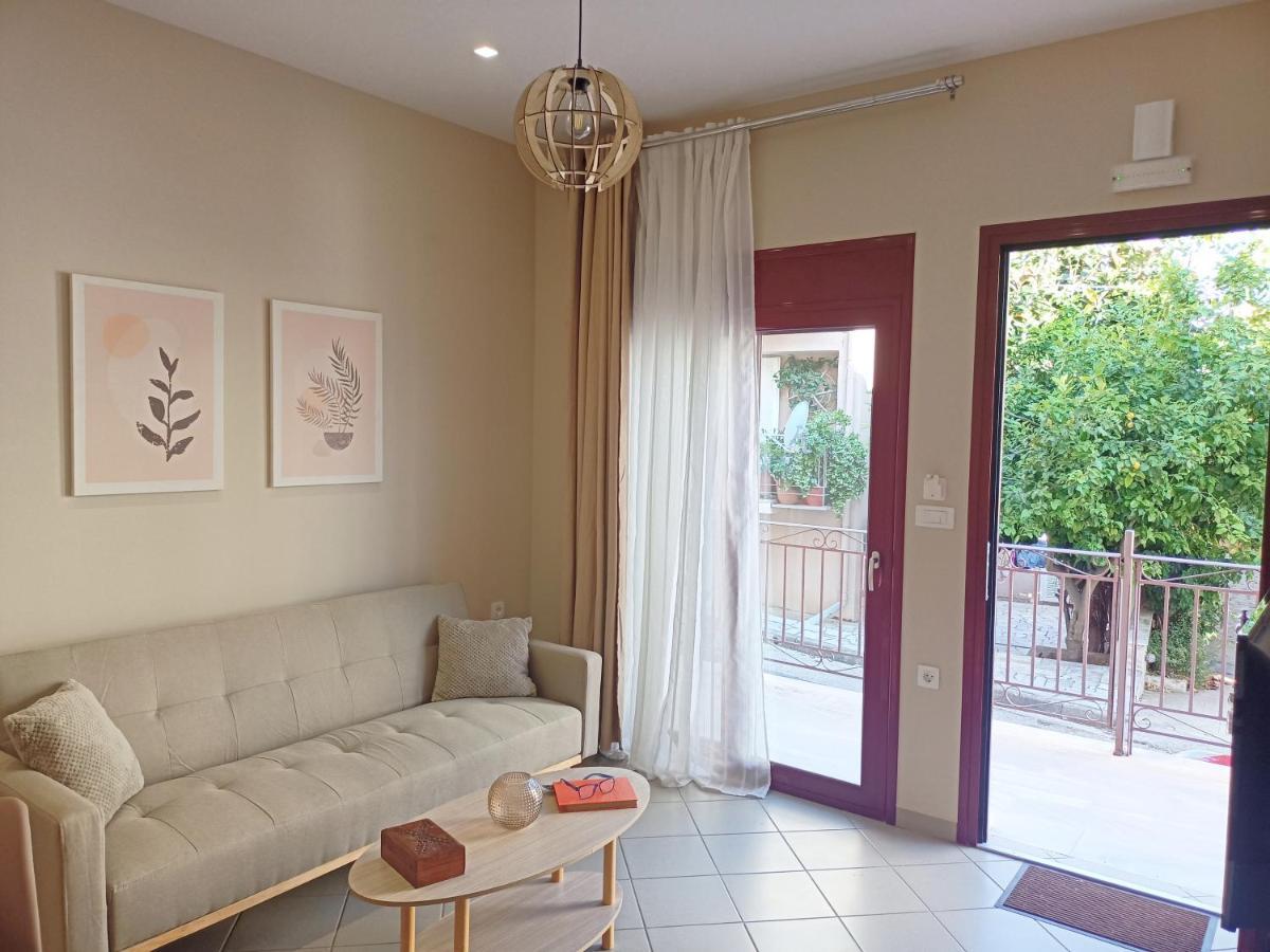 Nikola'S & Joanna'S Apartments 2 อาร์กอสโตลี ภายนอก รูปภาพ