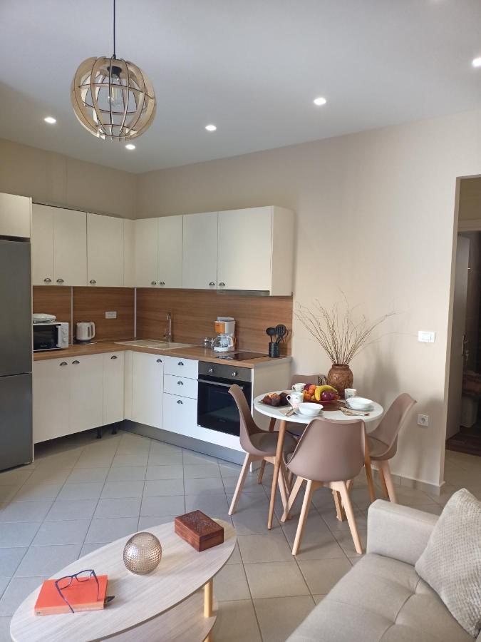 Nikola'S & Joanna'S Apartments 2 อาร์กอสโตลี ภายนอก รูปภาพ